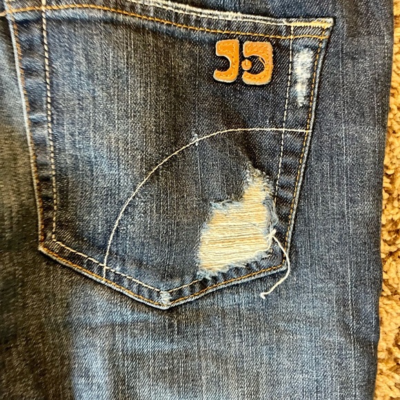 Joe’s Jeans Cropped Ex-Lover Cut Capris - Picture 4 of 5